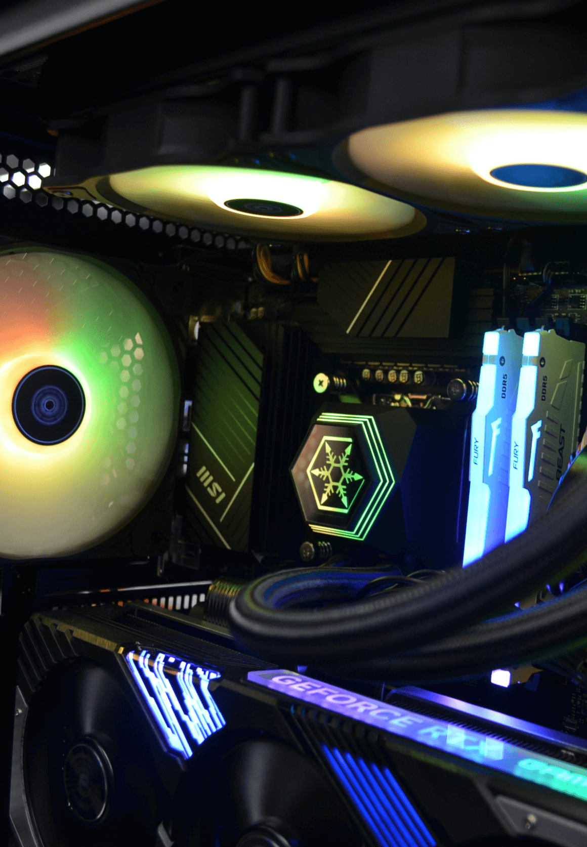 PCの製造・内部イメージ